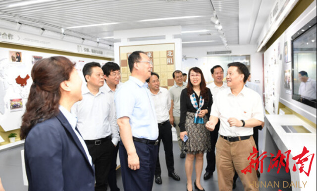 致敬劳动者|中文博彩平台
：根植湖湘文脉，以匠心谱写学校高质量发展新篇章